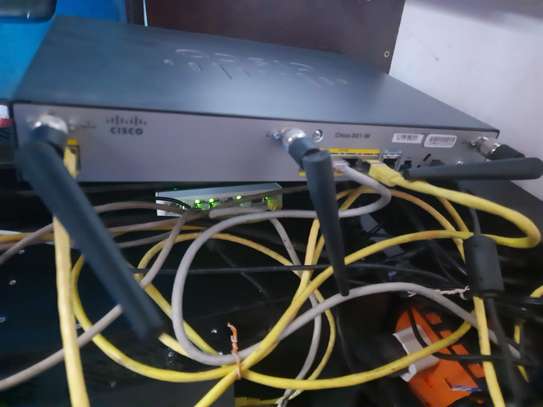 Cisco Router 881 (MPC8300) image 6