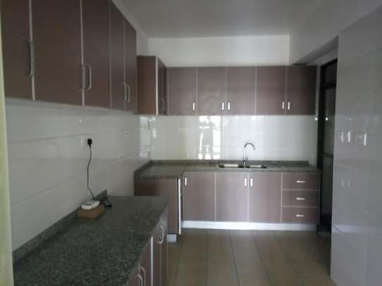 3 bedroom apartment for sale in Kilimani image 9