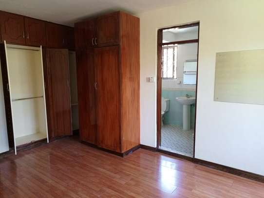 3 Bed Apartment with En Suite at Riverside Drive image 16