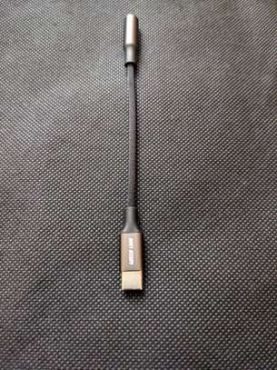 USB C - 3.5mm adapter image 1