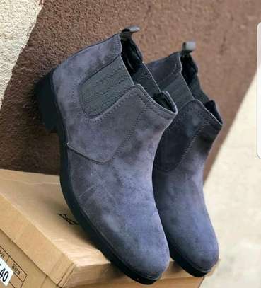Chelsea Boots image 3