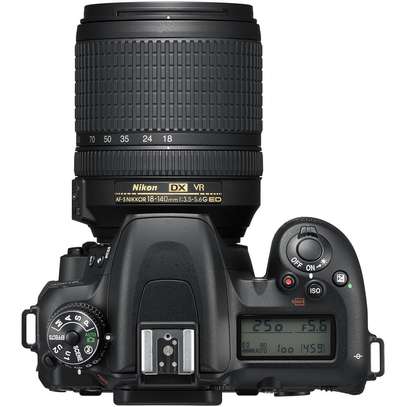 Nikon D7500 DSLR Camera with 18-140mm Lens image 2