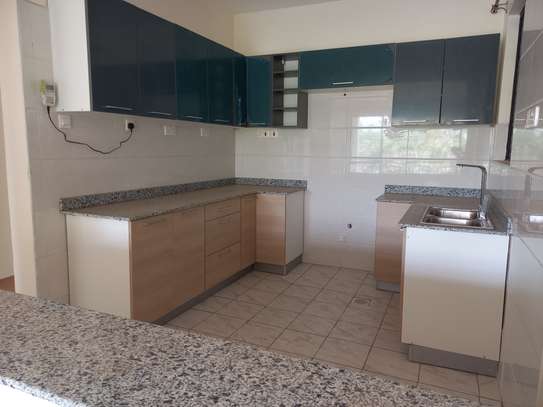 2 Bed Apartment with En Suite in Kileleshwa image 18