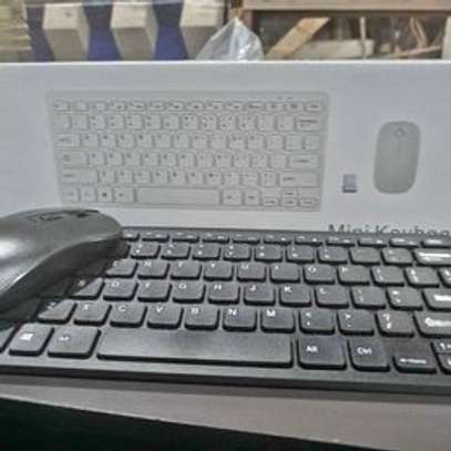Wireless Keyboard and Mouse Black and White image 2