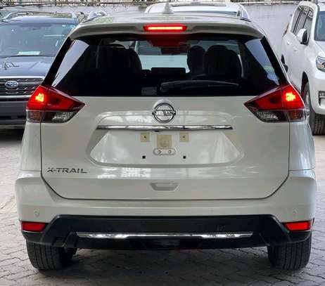 Nissan X-Trail white 2017 4wd image 10