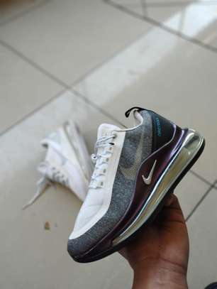 Air max sales 720 utility