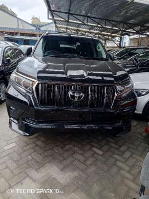 Land cruiser Prado xvL 2018 model image 6