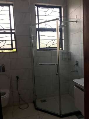 4 Bed Apartment with En Suite in Westlands Area image 13