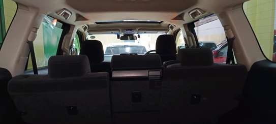 Toyota Land Cruiser Prado 5 Seater 2018 Sunroof image 12