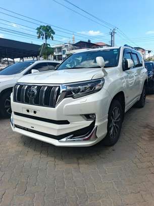 Toyota land cruiser Prado TZG image 4