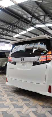 Toyota Vellfire White Sunroof 2017 image 22