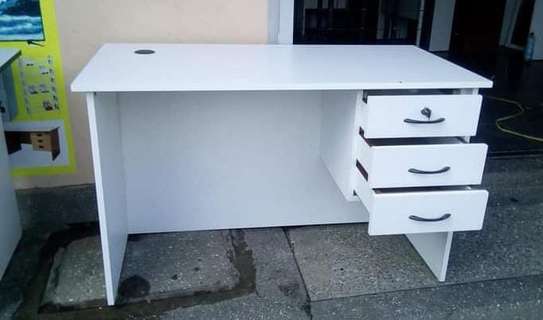 Super executive and quality office desks image 9