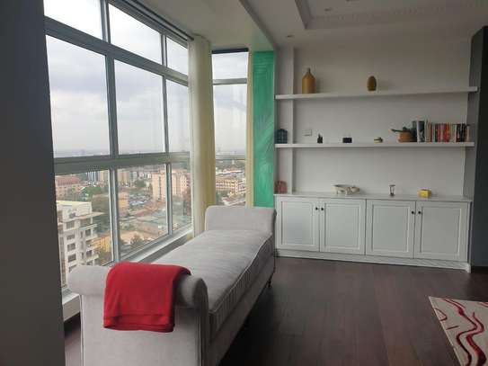 Serviced 3 Bed Apartment with En Suite in Kilimani image 9