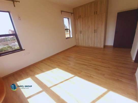 Serviced 3 Bed Apartment with En Suite in Parklands image 6