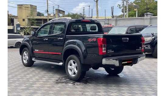 ISUZU D-MAX D/CABIN image 3
