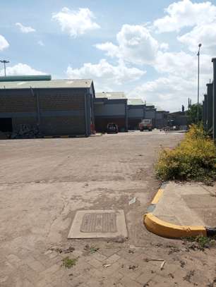 12,588 ft² Warehouse with Parking in Mombasa Road image 1