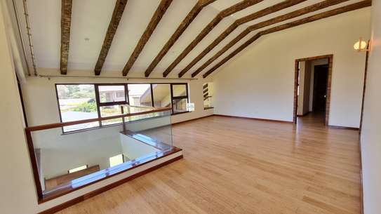 4 Bed Villa with En Suite in Karen image 16