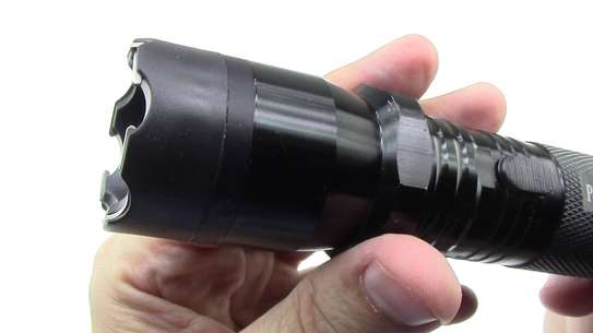 Flashlight 1101 Police Edition Torch With Stun Gun image 2
