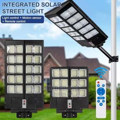 Brand New 1000W Street solar light, delivery Countrywide image 2