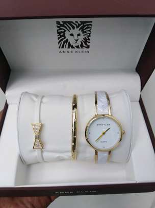 Anne Klein gift package image 1