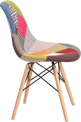 Stylish Eames Chair with Art Deco image 2