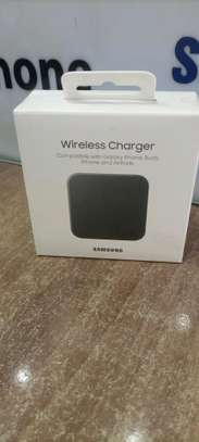 Samsung wireless charger image 1