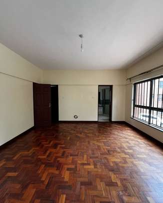 4 Bed Apartment with En Suite in Brookside image 38