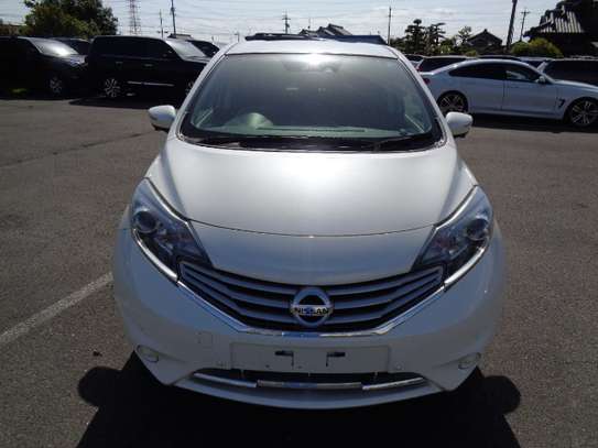 NISSAN NOTE MEDALIST PEARL WHITE COLOUR 2016 MODEL image 1
