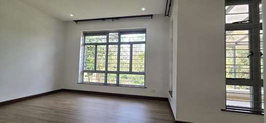 3 Bed Apartment with En Suite in Runda image 3