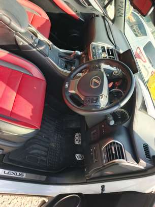 Lexus Nx300t image 19