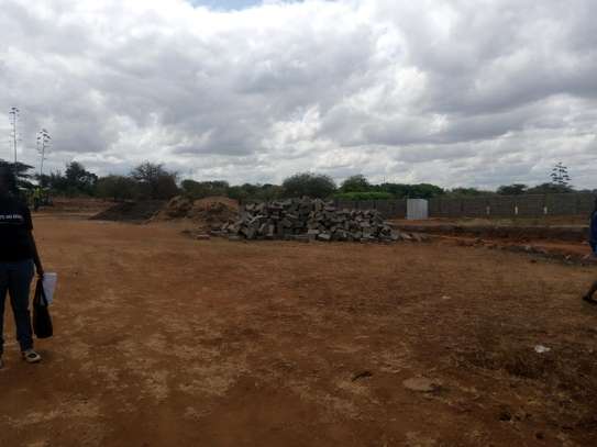 Thika Garissa road tarmac plots image 3