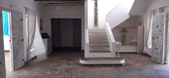 4 Bedroom Villa for sale in Kibokoni,Malindi image 4