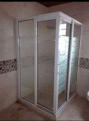 Shower Cubicles with Aluminum & glass installation image 8