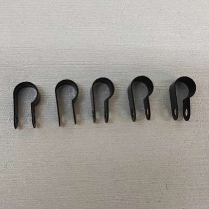 10pcs R-type cable clamps nylon black 10mm image 2
