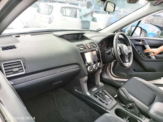 Subaru Forester non turbo low mileage image 10