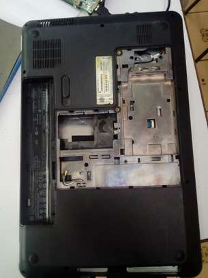 Laptop repair in Nairobi image 2