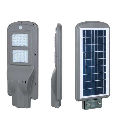 Solar street light 40 watts image 1