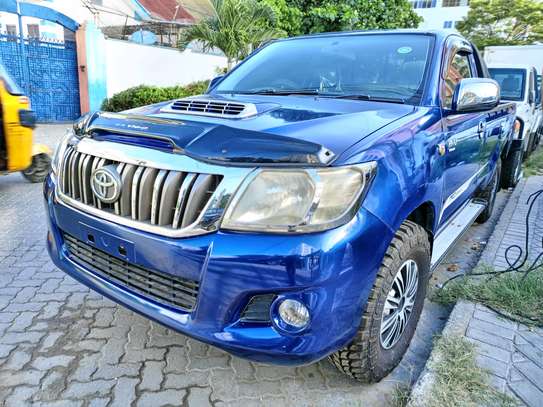 Toyota Hilux single cabin image 4