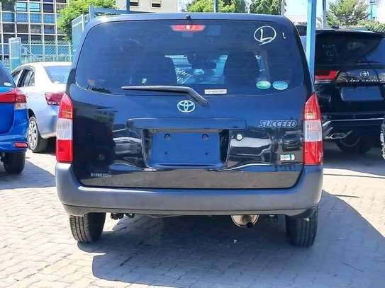 TOYOTA SUCCEED image 2