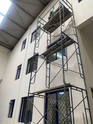 Mobile Scaffolding tower for hire image 2