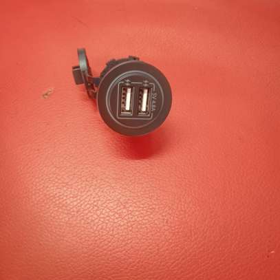 Car Charger Socket Dual 2 USB Port Charging Power image 1