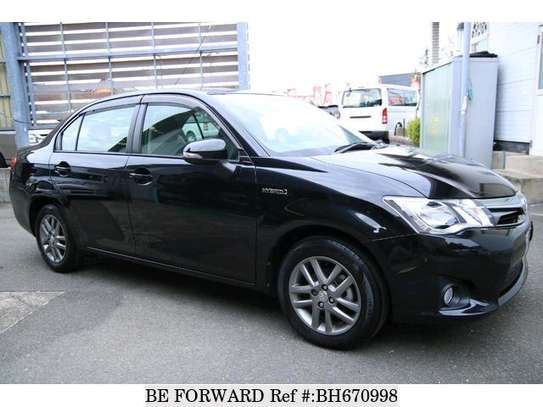 BLACK HYBRID TOYOTA AXIO (MKOPO/HIRE PURCHASE ACCEPTED) image 1