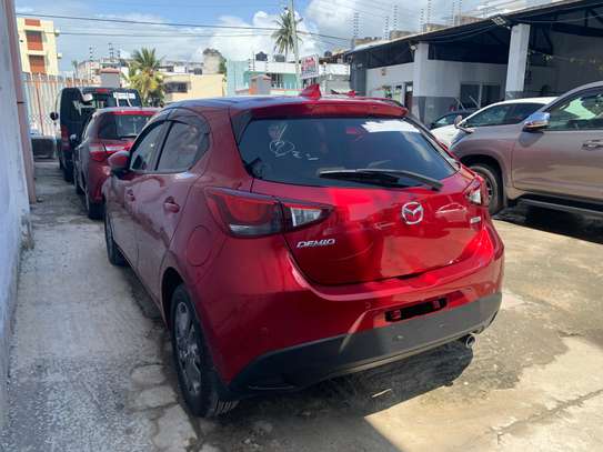 Mazda Demio Red 2018 l. Deposit 600K. image 2