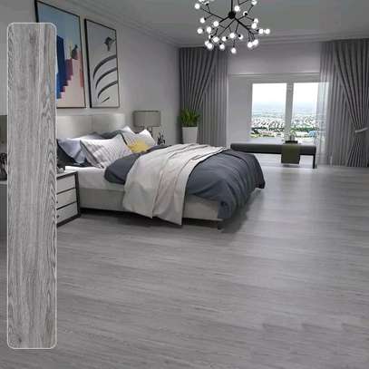 VINYL FLOORING image 3