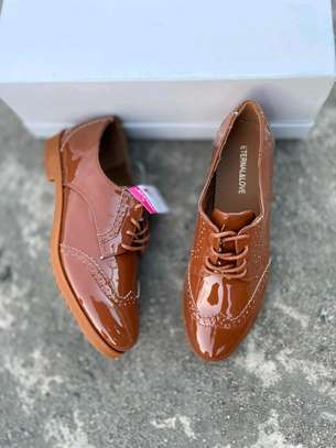 Plain brogues deals