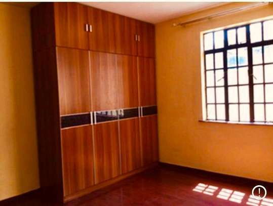 Spacious  2 bedrooms  and  a half In Lavington image 11