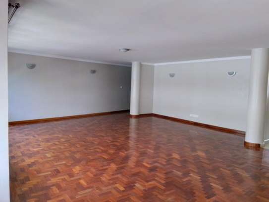 Riverside-Spectacular three bedrooms Apt for rent. image 2