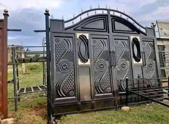 Modern steel security gates image 1