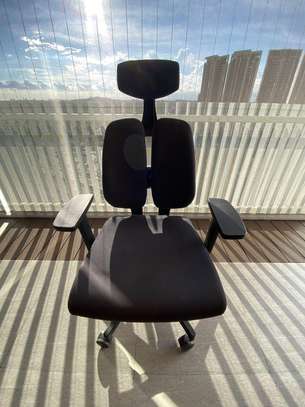 High-back orthopedic executive office seat image 5