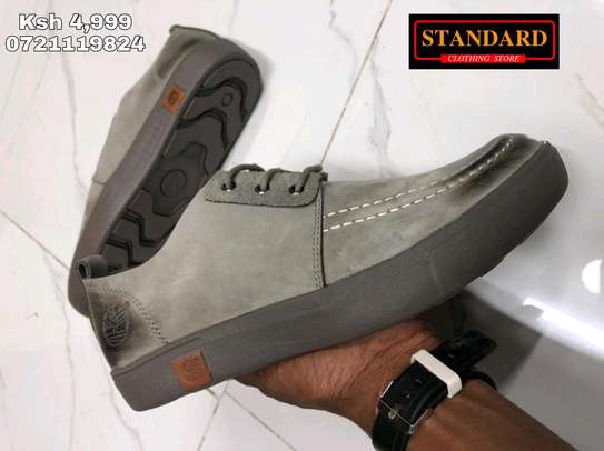 Grey timberland shoes image 1
